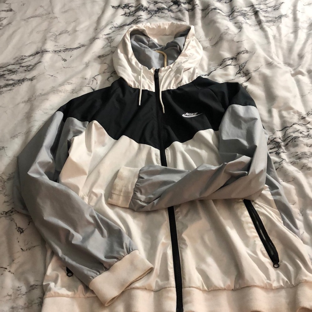 NIKE windbreaker